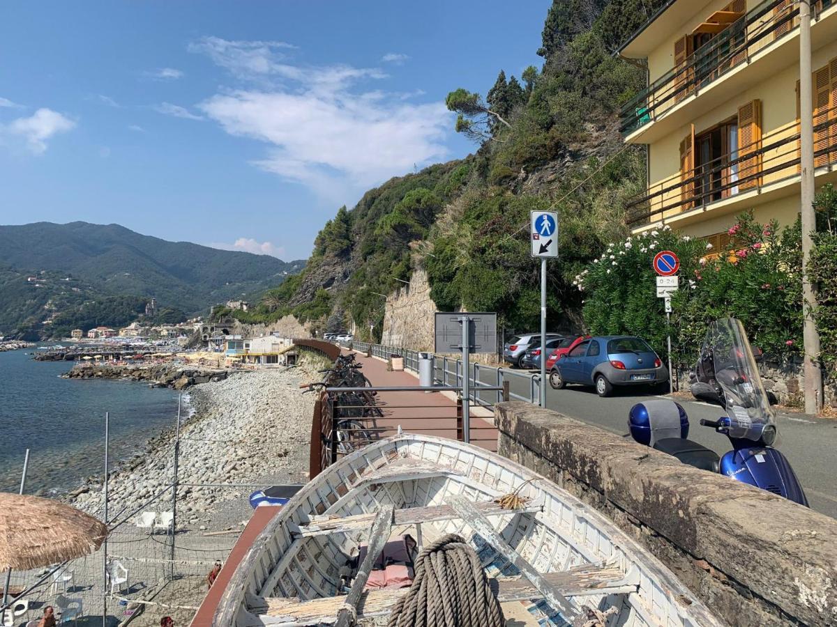 M'Illumino D'Immenso - Moneglia Apartments מראה חיצוני תמונה